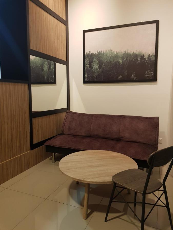 06- Austin Regency Taman Mount Austin Studio 4-5Pax Джохор-Бару Экстерьер фото